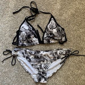 Converse • Floral Bikini